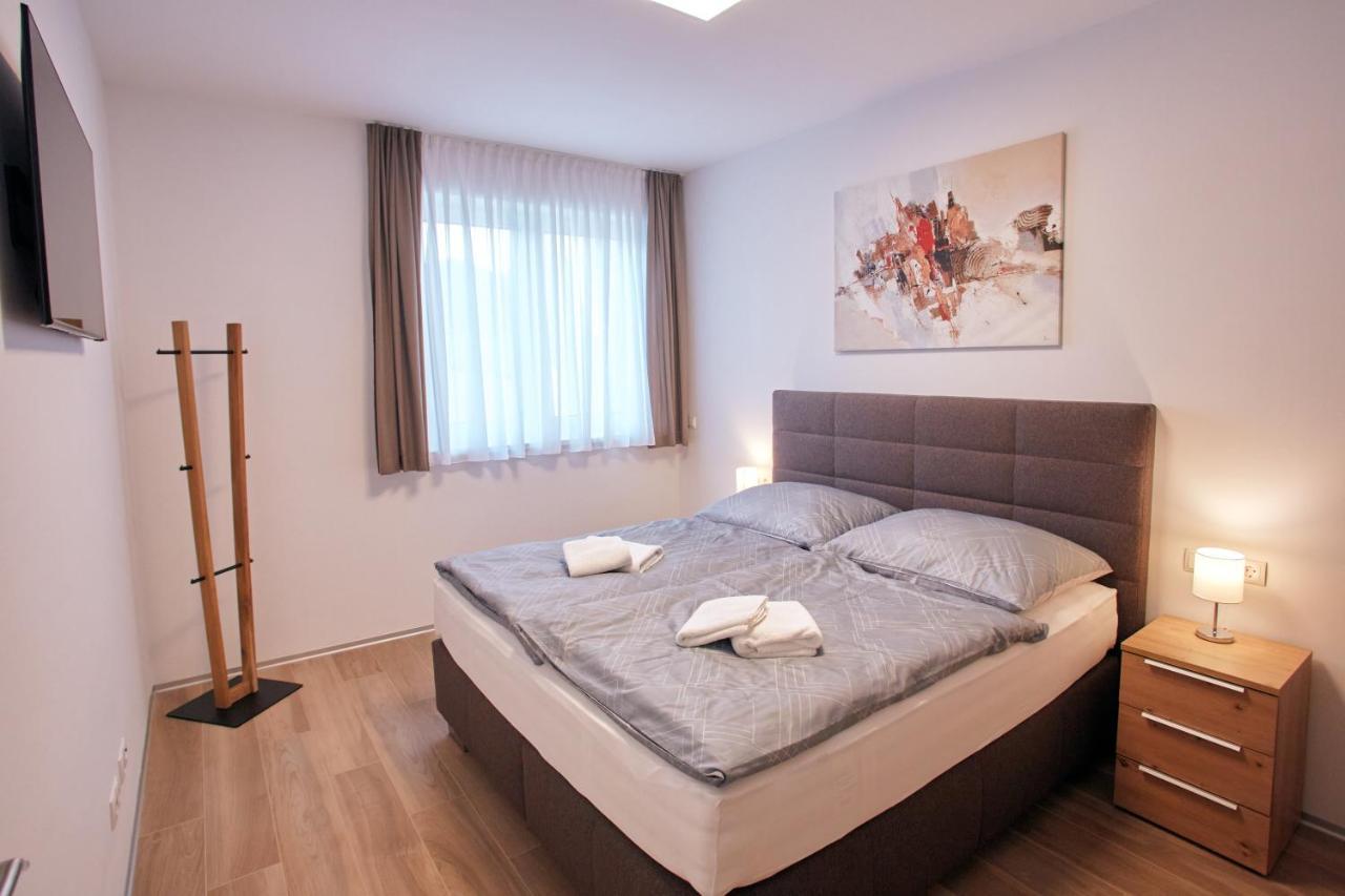 Deluxe Apartment Leibnitz Esterno foto